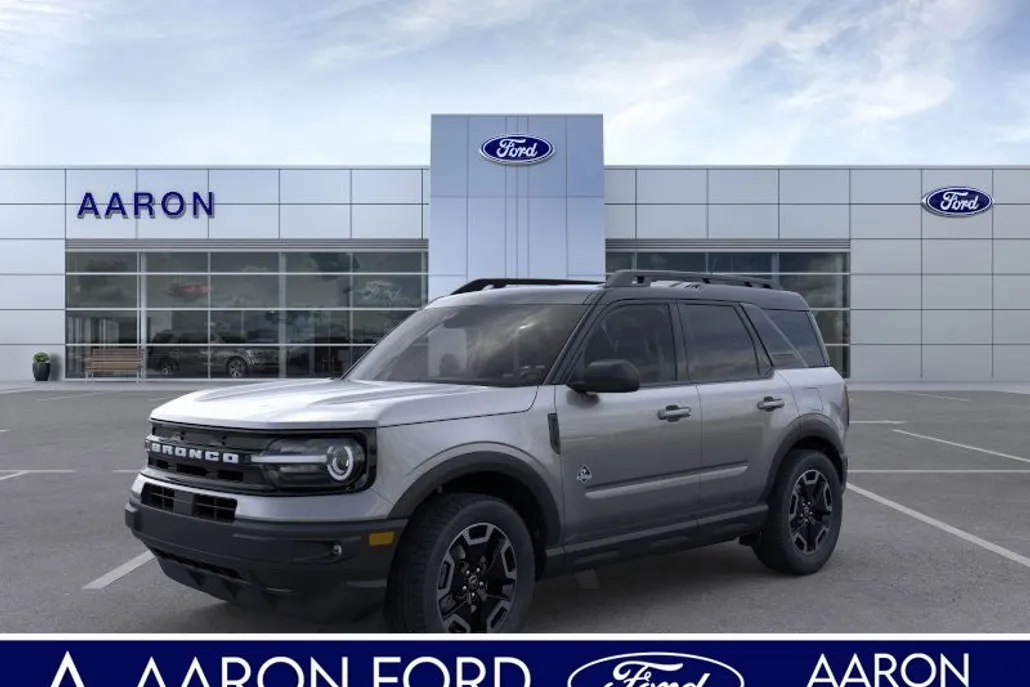 2024 Ford Bronco Sport Outer Banks photo 1