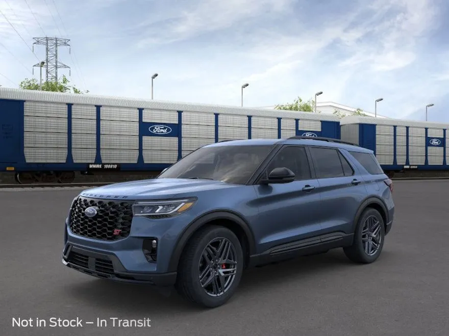 2025 Ford Explorer ST photo 1
