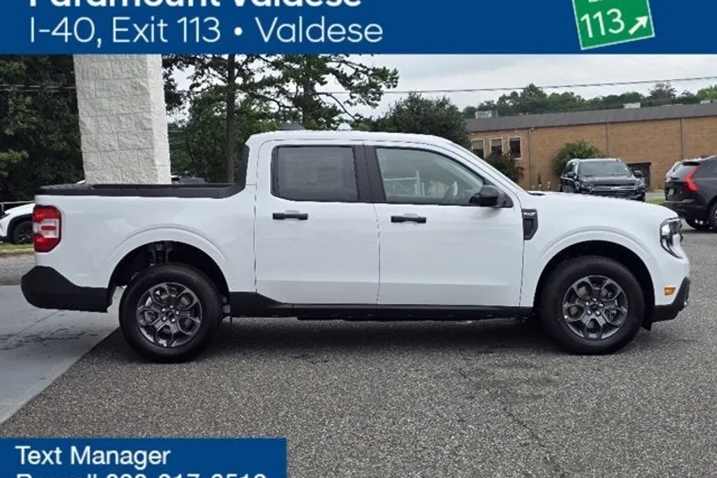 2025 Ford Maverick XLT photo 1