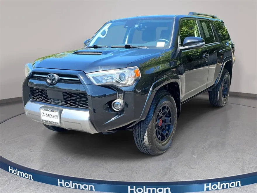 2022 Toyota 4Runner TRD Off-Road Premium photo 1