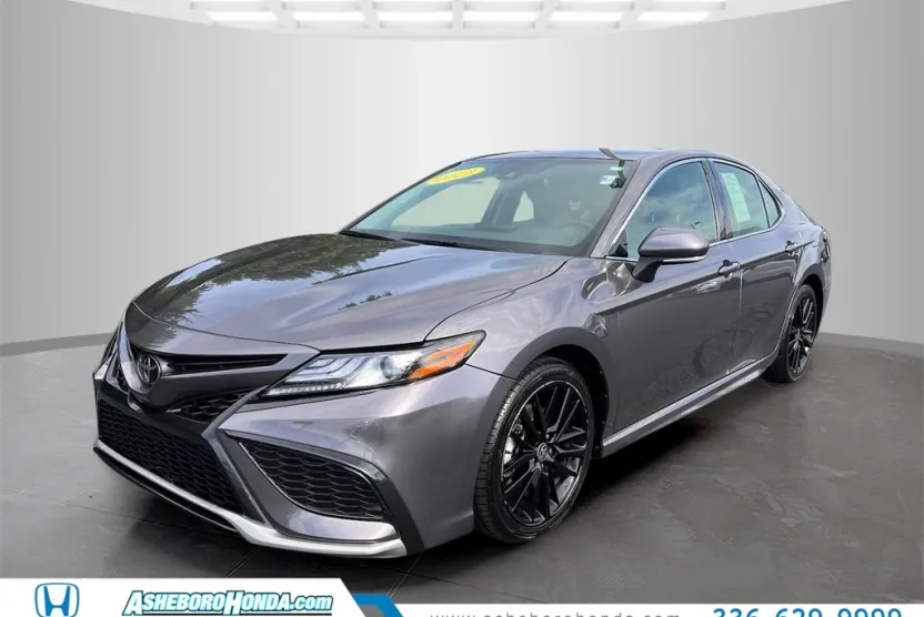 2023 Toyota Camry XSE photo 1