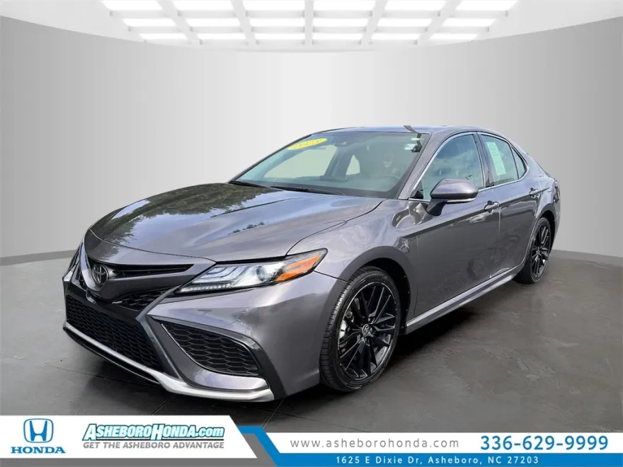 2023 Toyota Camry XSE photo 1