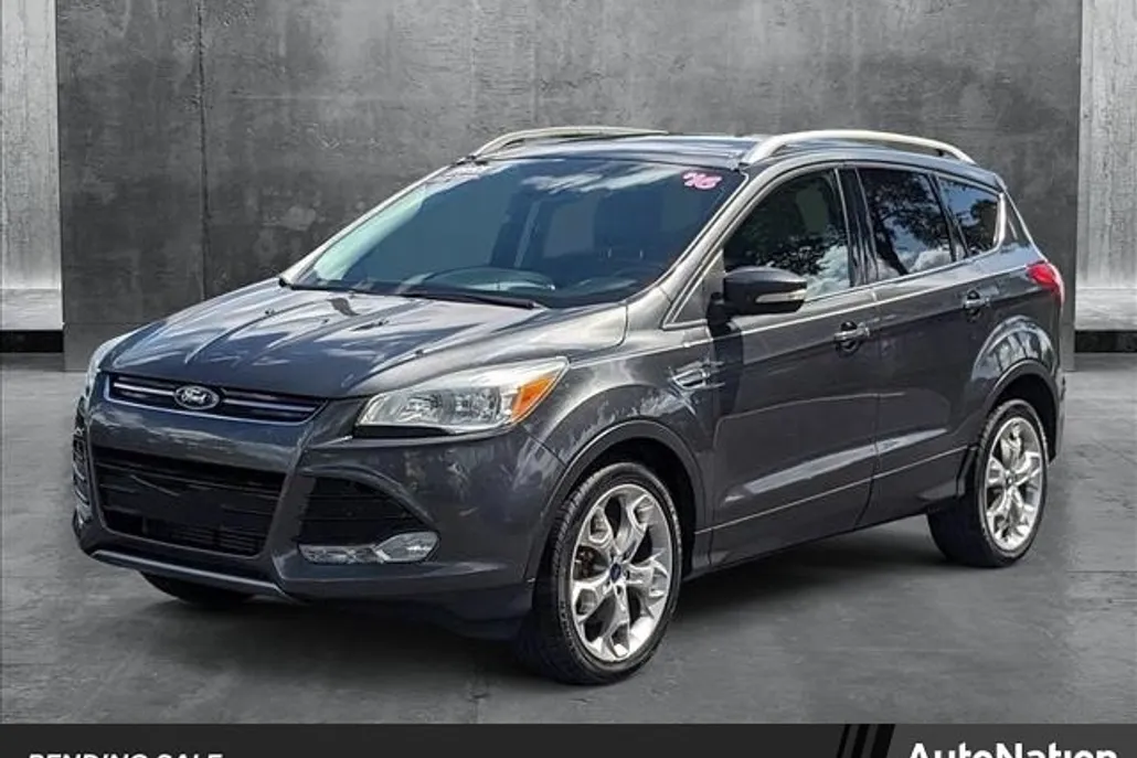 2016 Ford Escape Titanium photo 1