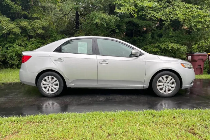 2012 Kia Forte EX photo 1
