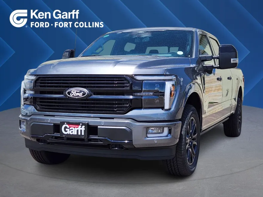 2025 Ford F-150 Platinum photo 1