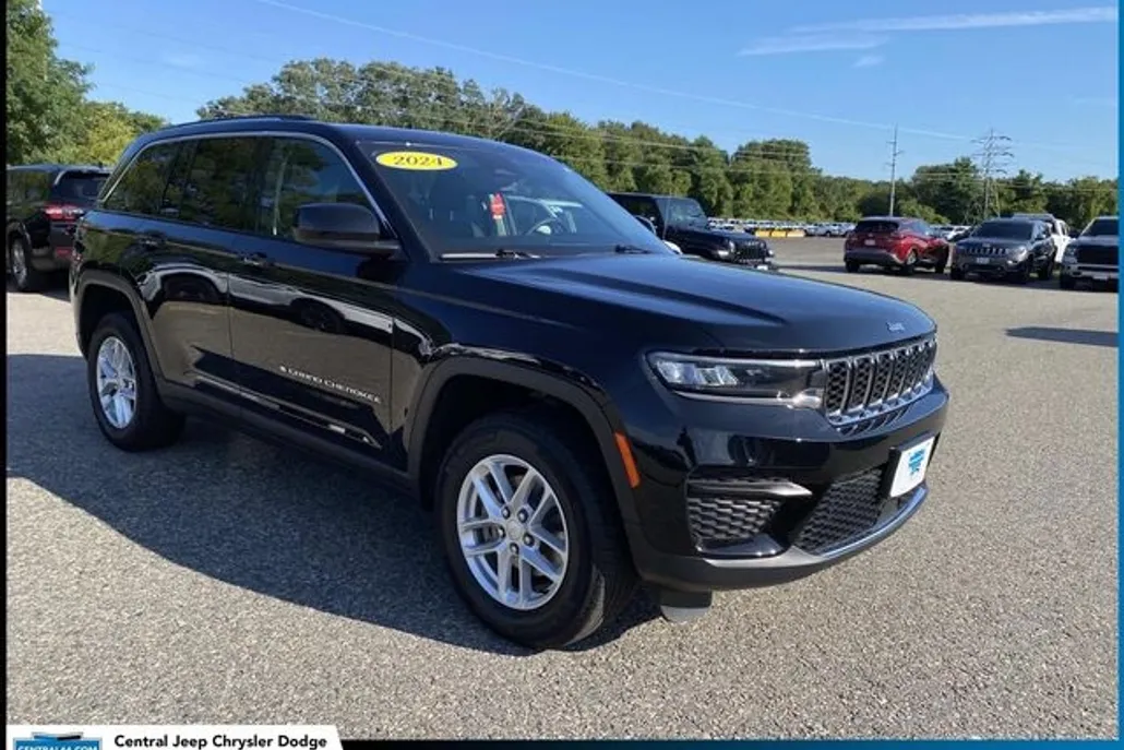 2024 Jeep Grand Cherokee Laredo X photo 1