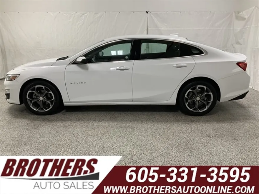 2023 Chevrolet Malibu 1LT photo 1