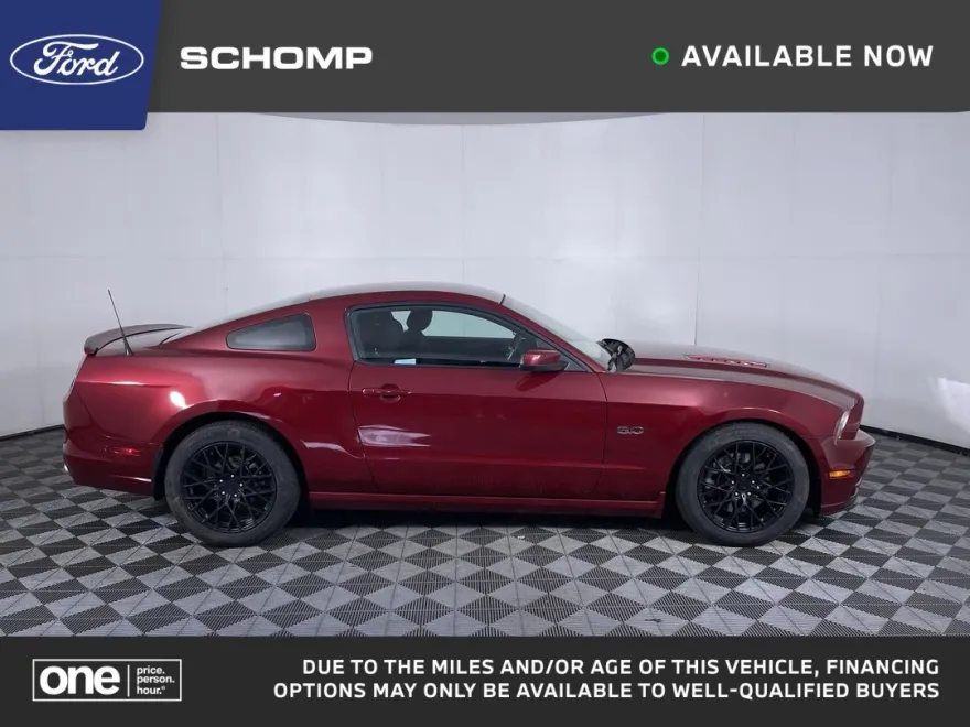 2014 Ford Mustang GT photo 1