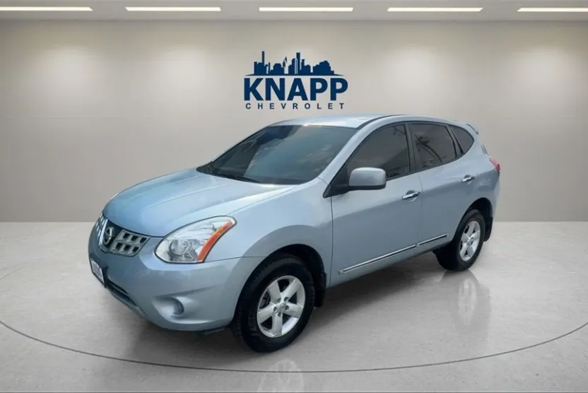 2013 Nissan Rogue S photo 1