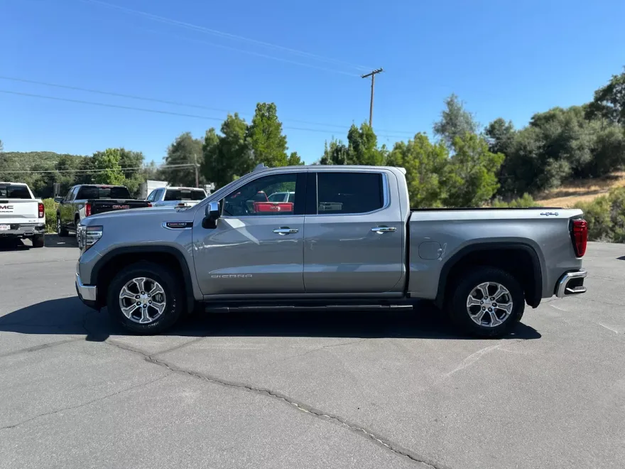 2023 Gmc Sierra 1500 SLT photo 1