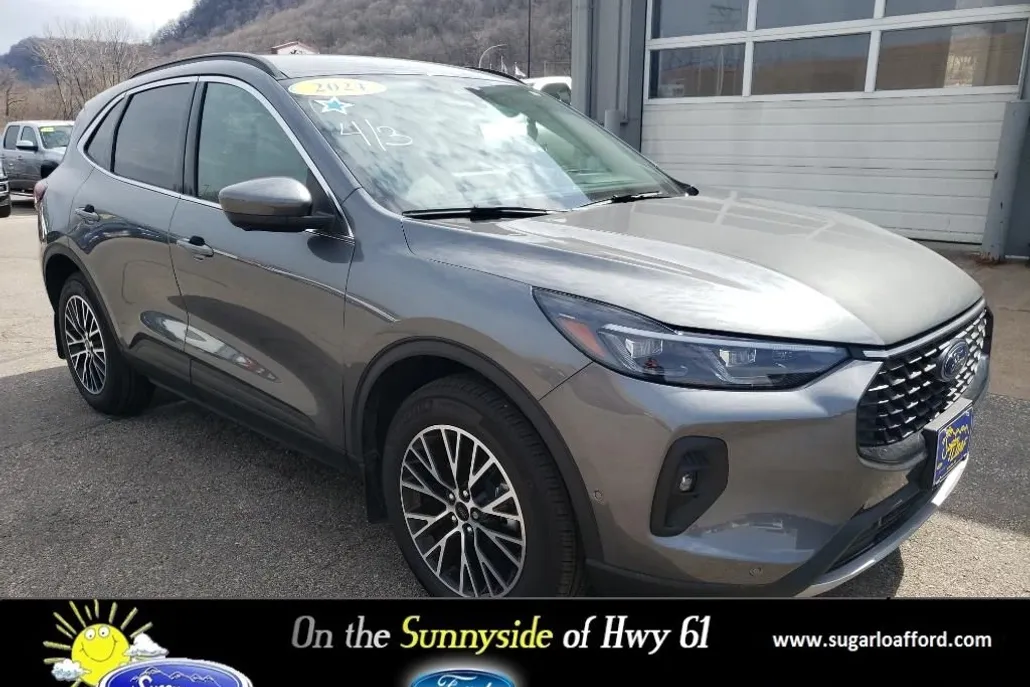 2024 Ford Escape photo 1