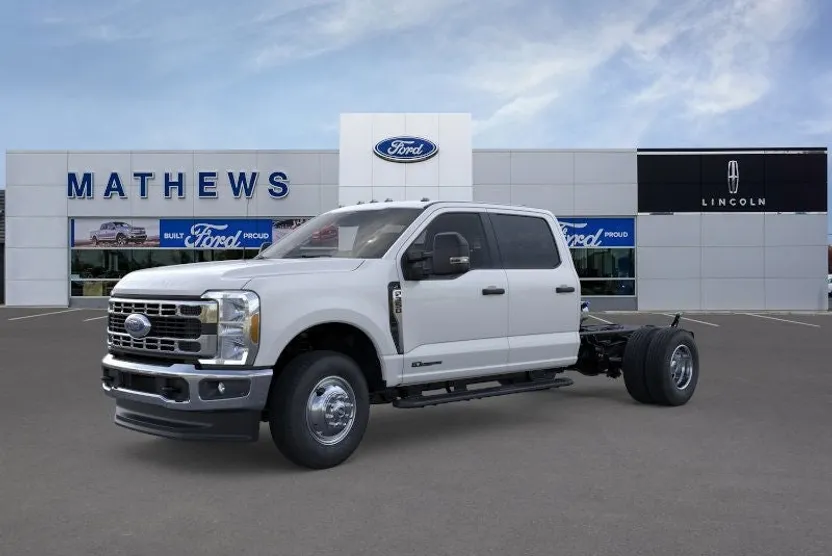 2026 Ford F-350 XL photo 1
