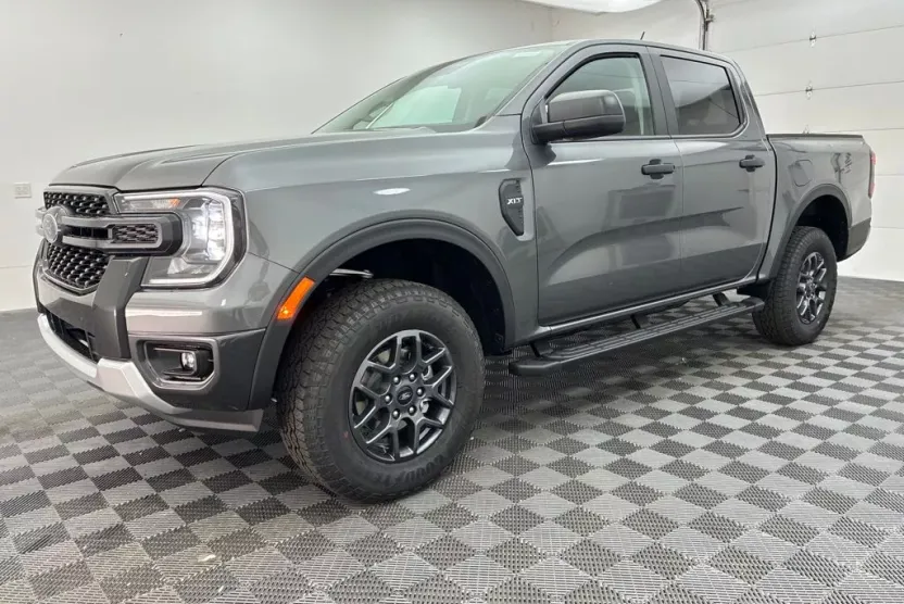 2025 Ford Ranger XLT photo 1