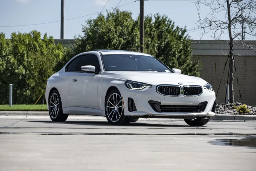 2024 Bmw 230i xDrive photo 1