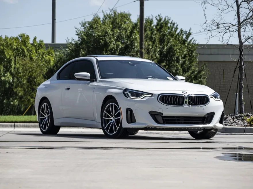 2024 Bmw 230i xDrive photo 1