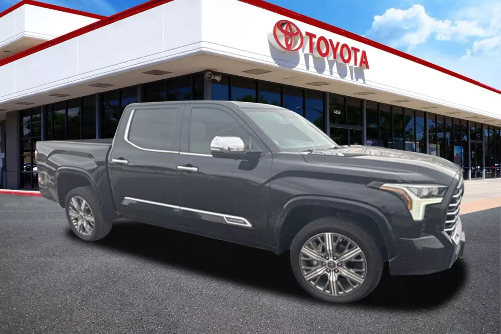 2024 Toyota Tundra CapStone CrewMax photo 1