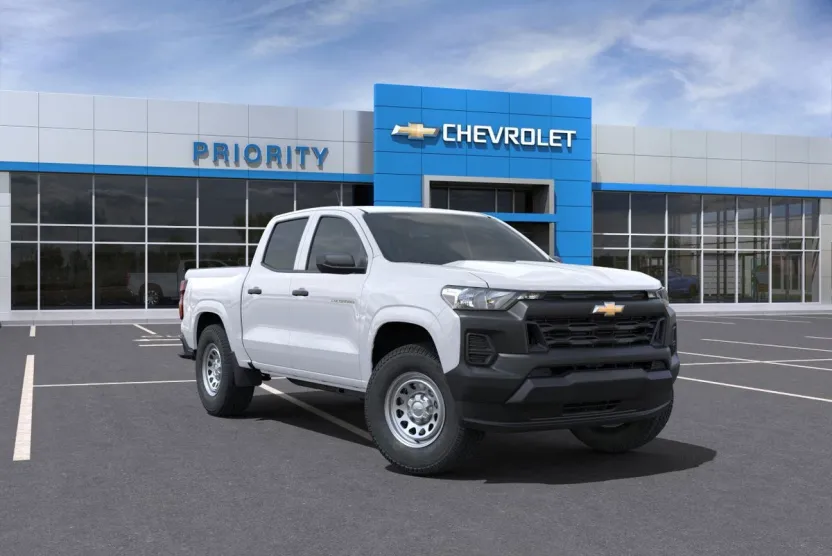 2025 Chevrolet Colorado LT photo 1