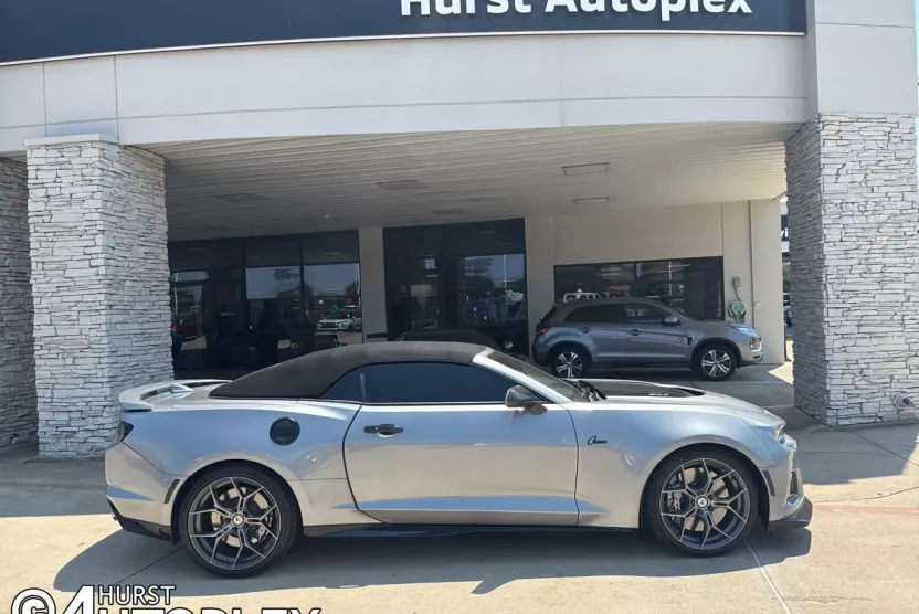 2024 Chevrolet Camaro ZL1 photo 1