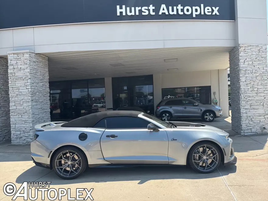 2024 Chevrolet Camaro ZL1 photo 1
