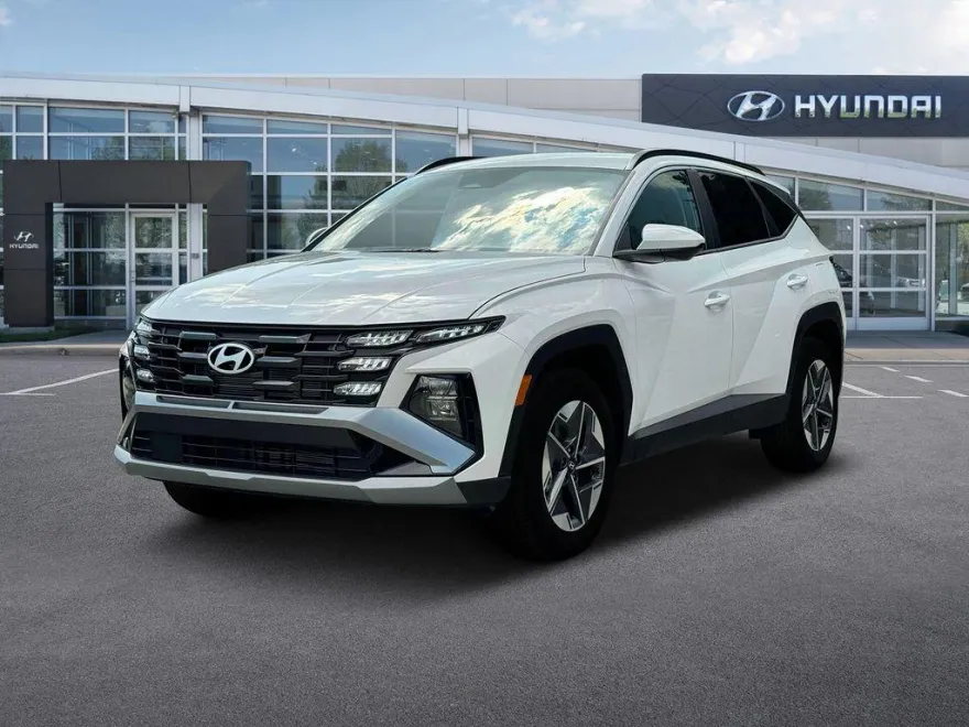2025 Hyundai Tucson SEL photo 1