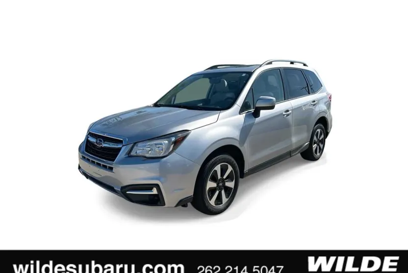 2017 Subaru Forester Premium photo 1
