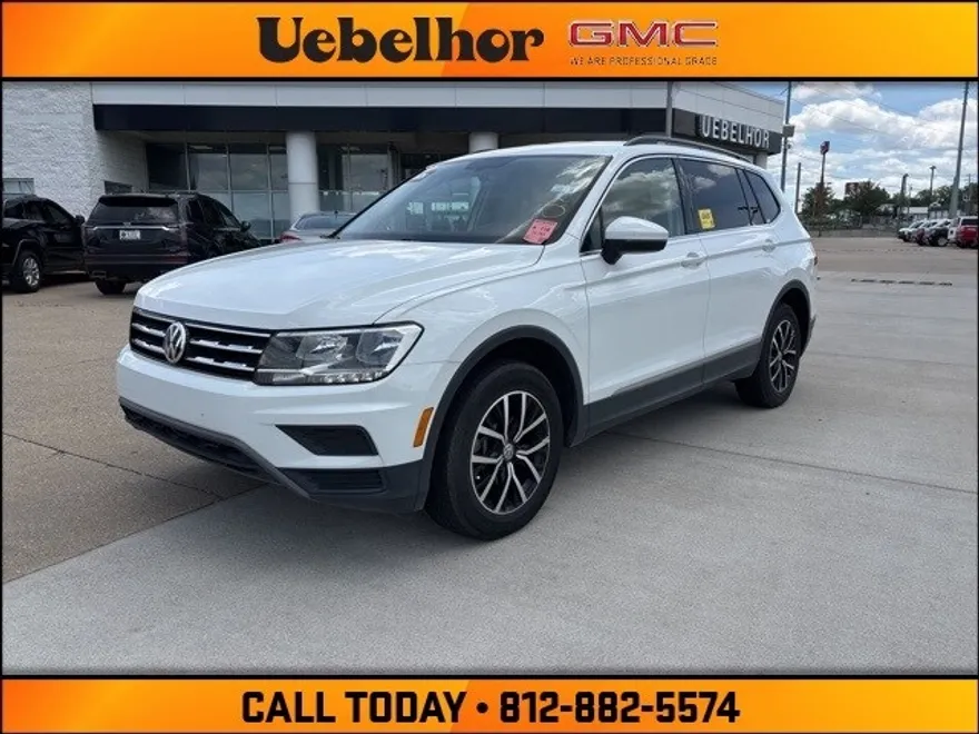 2021 Volkswagen Tiguan SE photo 1
