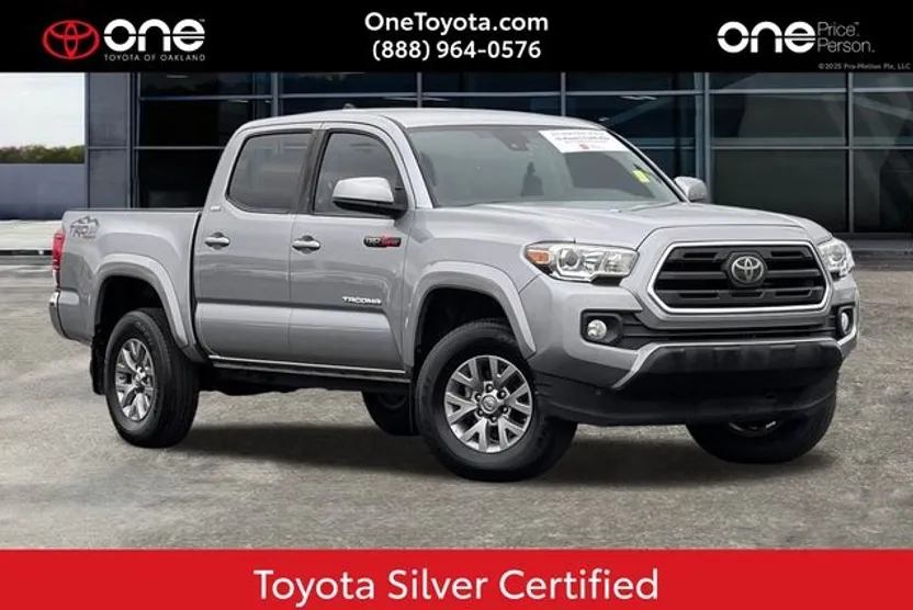 2019 Toyota Tacoma SR5 photo 1