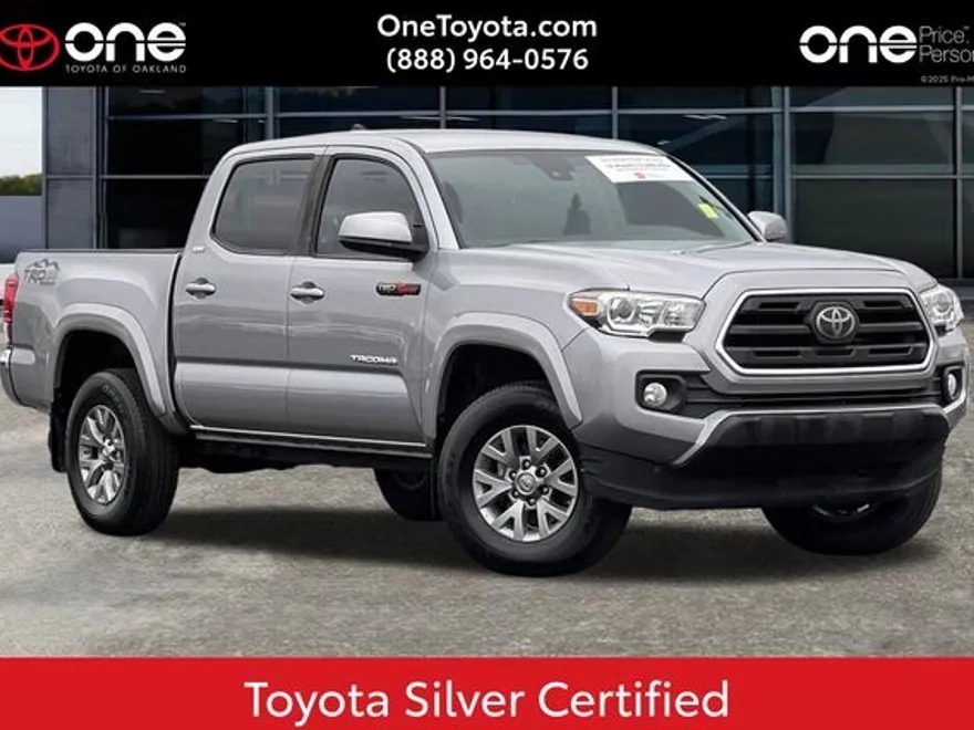 2019 Toyota Tacoma SR5 photo 1