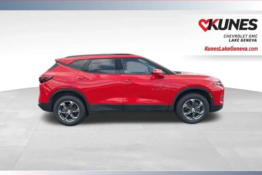 2024 Chevrolet Blazer 3LT photo 1