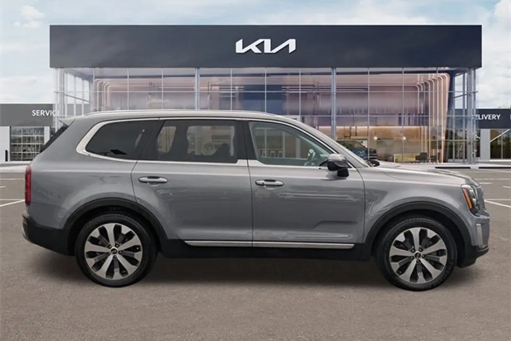 2021 Kia Telluride EX photo 1