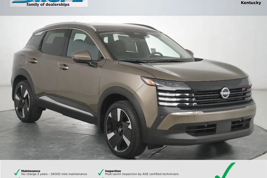 2025 Nissan Kicks SR photo 1