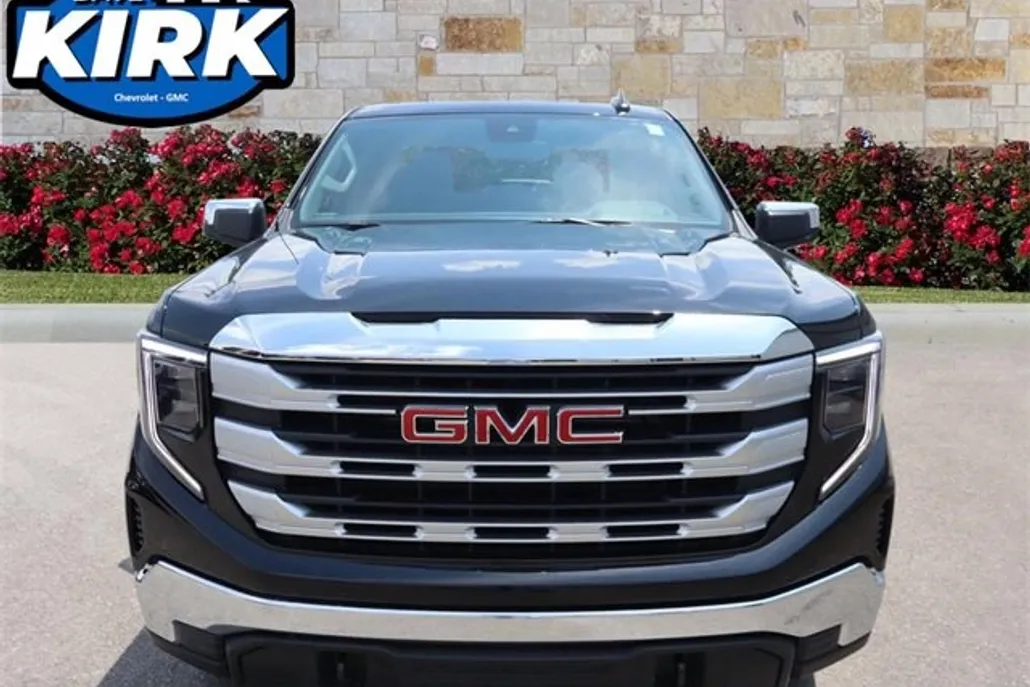 2025 Gmc Sierra 1500 SLE photo 1
