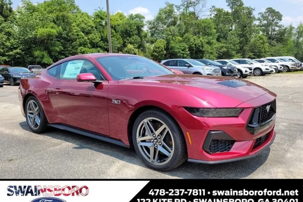 2025 Ford Mustang GT photo 1