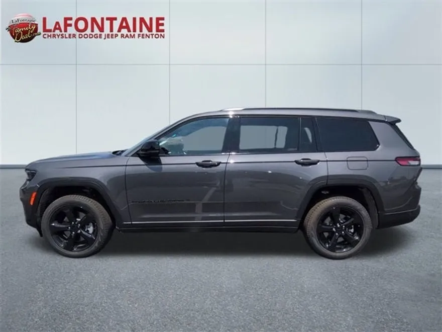 2025 Jeep Grand Cherokee Limited photo 1