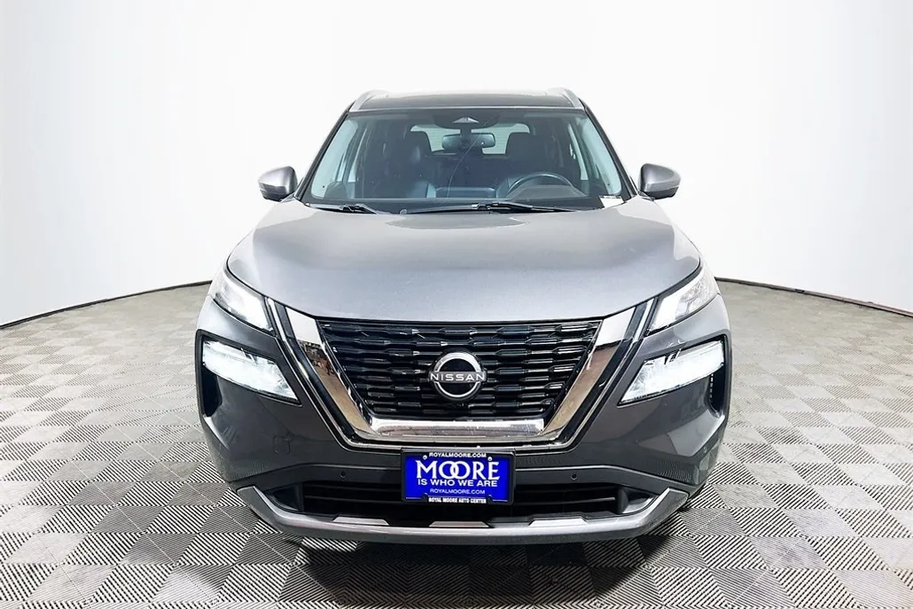 2023 Nissan Rogue SL photo 1