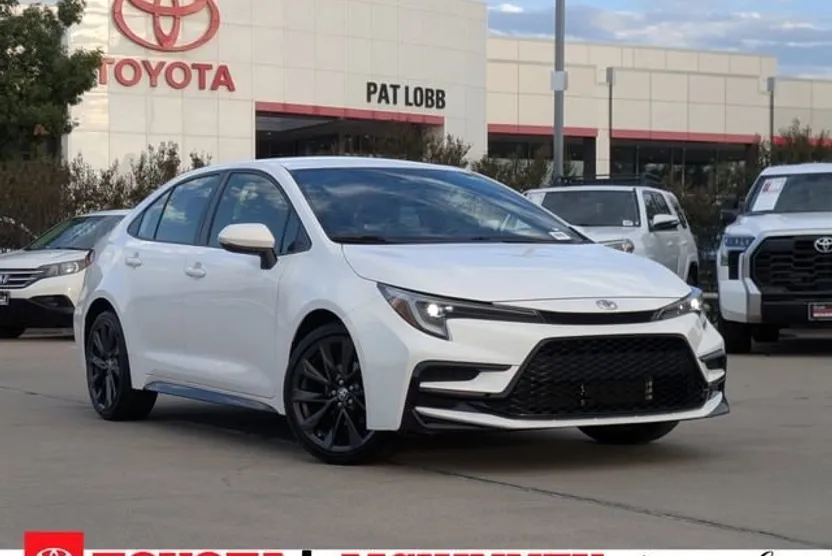 2024 Toyota Corolla SE photo 1
