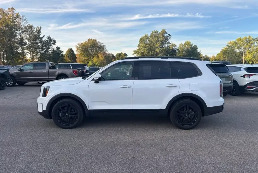2024 Kia Telluride EX X-Line photo 1