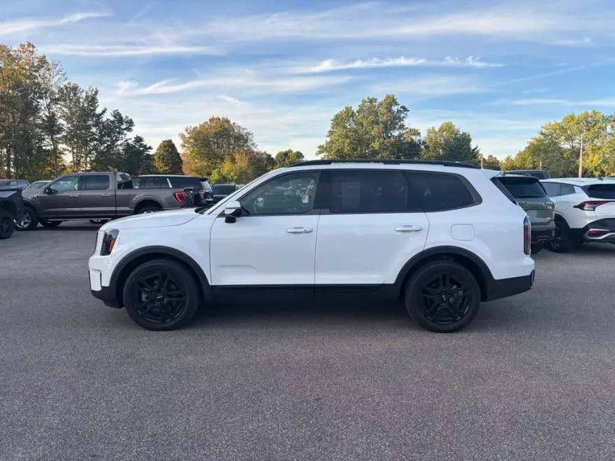 2024 Kia Telluride EX X-Line photo 1