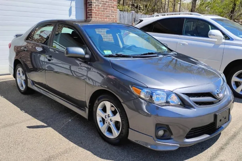2012 Toyota Corolla S photo 1