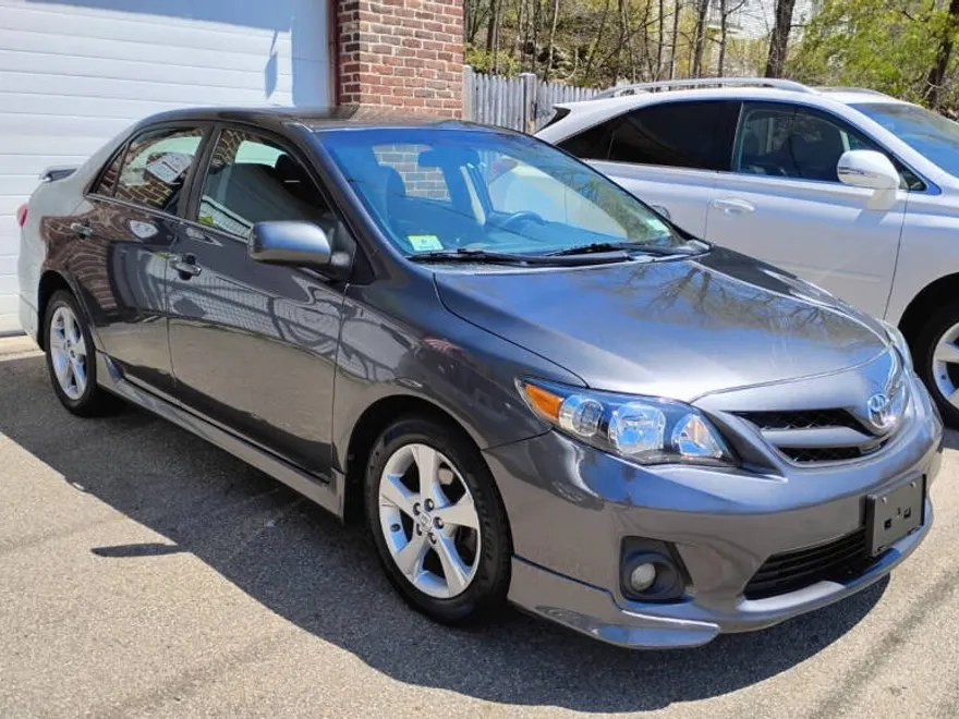 2012 Toyota Corolla S photo 1