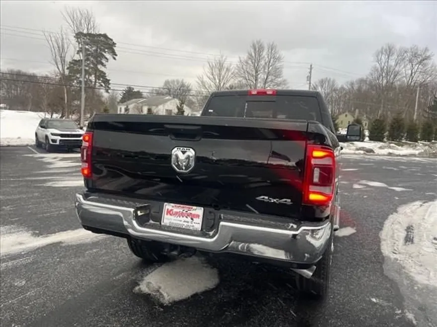 2024 Ram 2500 Tradesman photo 1