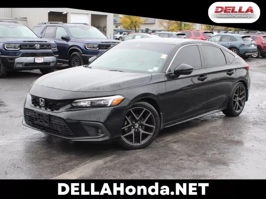2023 Honda Civic Hatchback Sport Touring photo 1