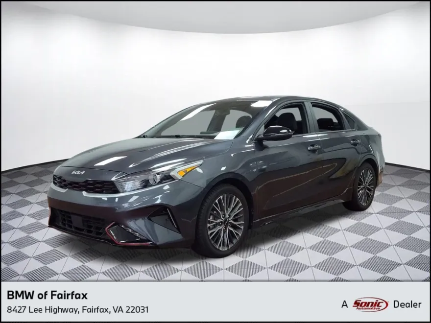 2023 Kia Forte GT-Line photo 1