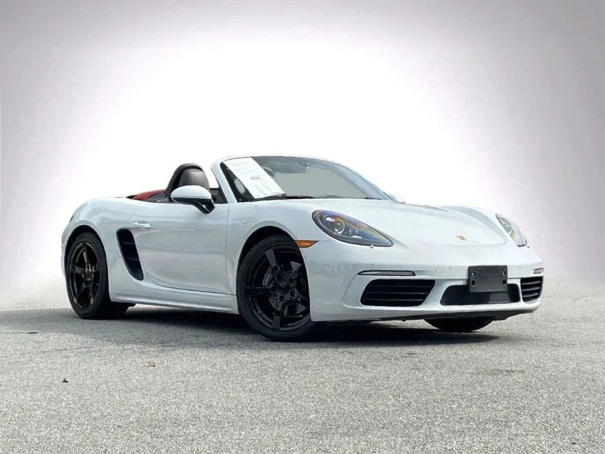 2023 Porsche Boxster photo 1