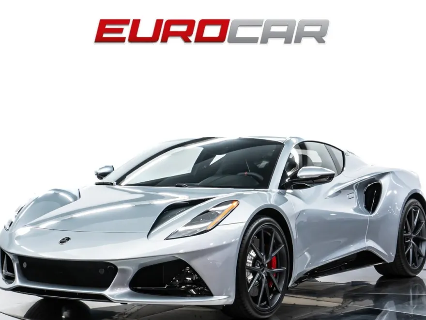 2025 Lotus Emira Base photo 1
