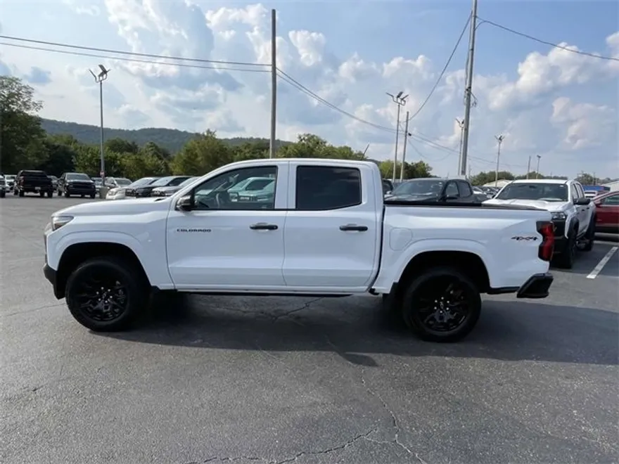 2026 Chevrolet Colorado Work Truck photo 1