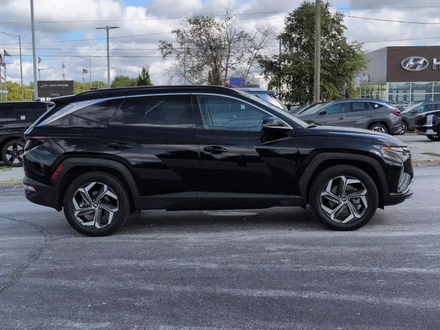 2023 Hyundai Tucson Hybrid Limited photo 1