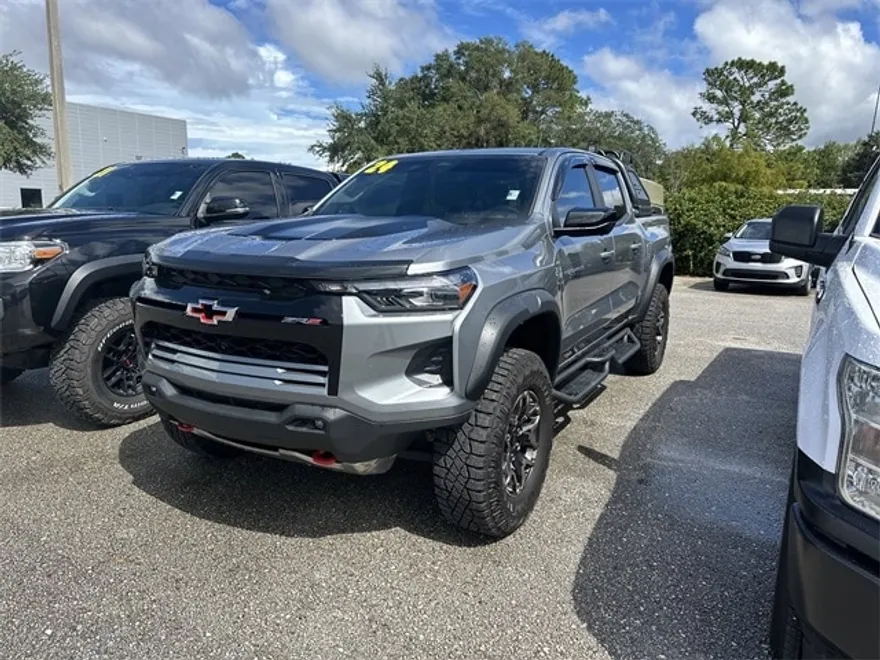 2024 Chevrolet Colorado ZR2 photo 1