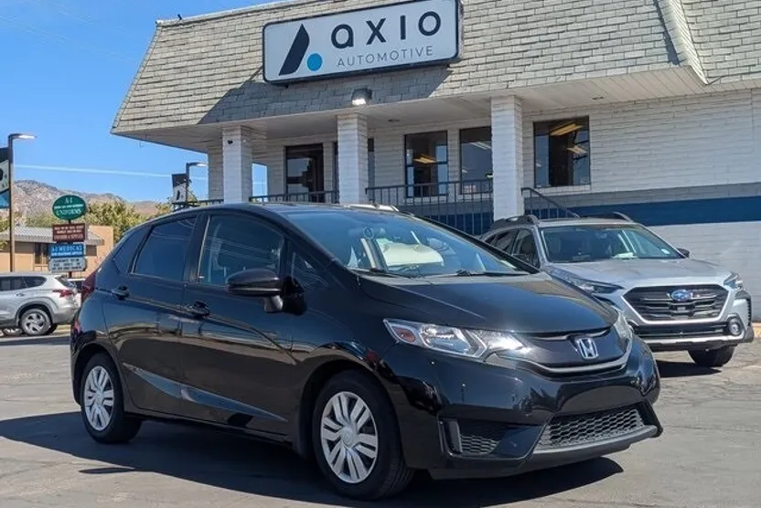 2015 Honda Fit LX photo 1