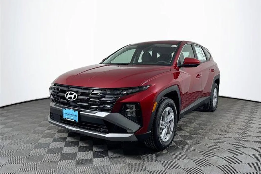 2025 Hyundai Tucson SE photo 1